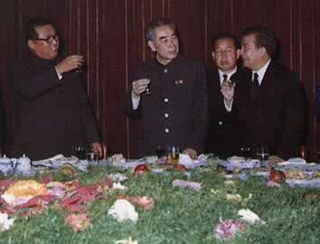 柬埔寨民族统一阵线成立(歷史上的今天。中國)