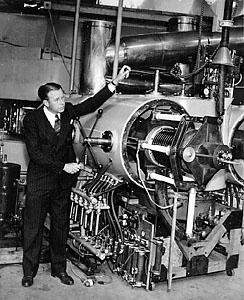 美国物理学家托马斯·劳伦斯诞生